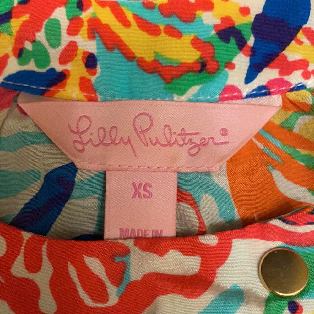 Lilly Pulitzer high neck SILK top! Sz XS - Picture 3 of 6